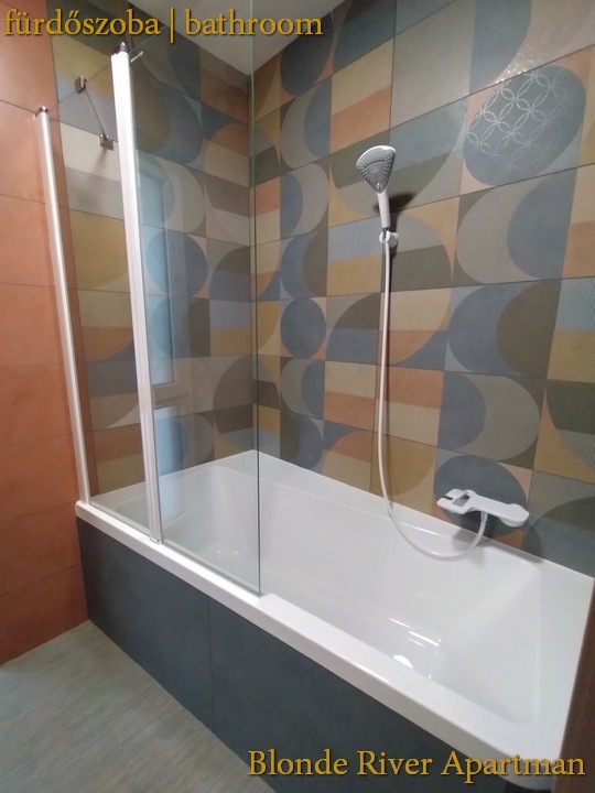 Blonde River Kálvária Apartment - Bathroom